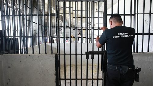 Legenda: O acusado estava preso no Centro de Detenção Provisória (CDP), em Aquiraz, apesar de ter sido detido no Município de Cruz Foto: Fabiane de Paula