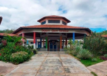 Escola Municipal da cidade de Farias Brito registra primeiro ataque e duas crianças são feridas