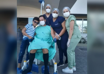 “Não vou desistir, vou buscar o 1% de chance para que eu possa andar”, diz homem atingido por aparelho em academia