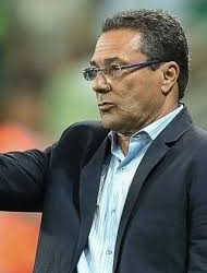 Vanderlei Luxemburgo é demitido do Corinthians