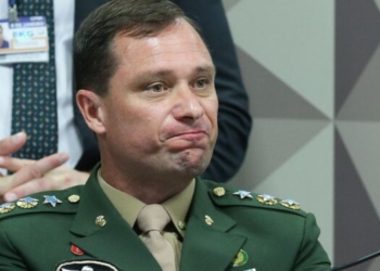 Ministro do STF homologa delação e manda soltar Mauro Cid, ex-ajudante de ordens de Bolsonaro