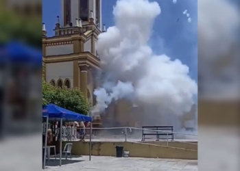 Fogos de artifício causam explosão e danificam teto de igreja, em Crato