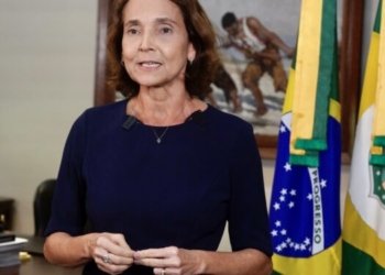 Ex-governadora Izolda Cela vai se filiar ao PSB no domingo (4)