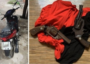 Mulher baleada na cabeça em Juazeiro num assalto esta manhã e a PM apreendeu menor de 16 anos com armas e recuperou a moto