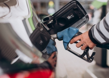 Posto de combustível no Crato é investigado por comércio de gasolina adulterada