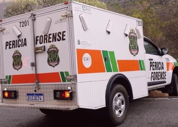 Corpo de homem assassinado encontrado no Sítio Sabiá, em Juazeiro do Norte, segue sem identificação na PEFOCE