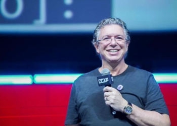 Boninho sai da Globo após 40 anos; Rodrigo Dourado assumirá o comando dos realities