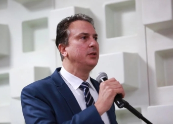 Camilo impõe, em dois anos, terceira derrota a Roberto Cláudio e a Ciro Gomes