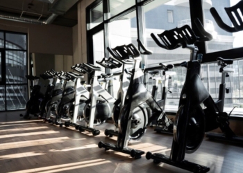 Decon multa academias no Crato por irregularidades na documentação