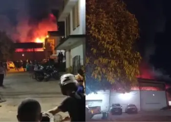 Depósito da UFCA abriga material de sucata e móveis velhos destinados a leilão. — Foto: Reprodução