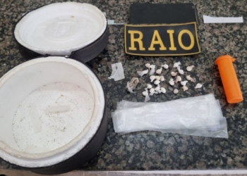 Jovem é preso suspeito de tráfico de drogas em Crato