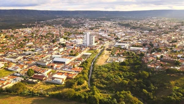 O Crato é um dos municípios que sofrem com a temperatura elevada desta semana. (Foto: Divulgação)