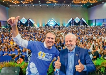 Revista Veja chama Camilo de ‘estrela solitária’ e o define como alternativa a Lula em 2026