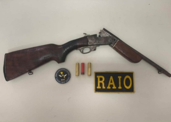 Dupla é presa pelo CPRAIO no Crato por manter família refém e portar arma de fogo