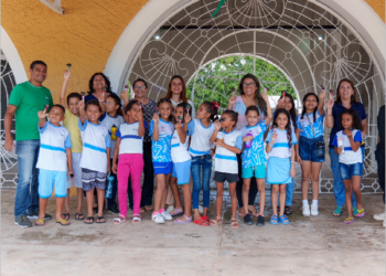 Ação Cultural reúne crianças no Largo da RFFSA