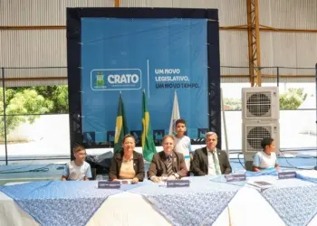 Câmara Municipal de Crato encerra ciclo de sessões itinerantes no bairro Vila Alta