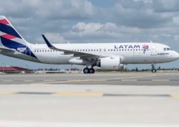 Ceará firma parceria com Latam para ampliar voos diretos em Juazeiro do Norte e impulsionar turismo no Cariri