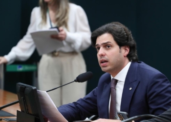 PP seguirá na base do Governo Elmano e apoiará eleição de Moses ao Senado, diz AJ Albuquerque