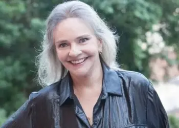 Cantora e compositora Angela Ro Ro morre aos 75 anos no Rio