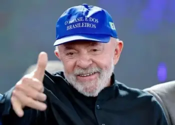 Lula confirma que irá disputar o quarto mandato em 2026