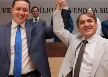 TRE-CE anula cassação e mantém Glêdson Bezerra e Tarso Magno nos cargos em Juazeiro do Norte