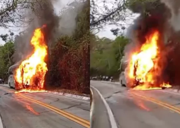 Ônibus de viagem pega fogo e bloqueia trecho da CE-292 no Crato