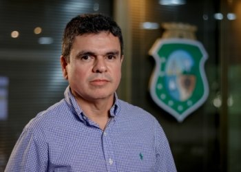 Chagas Vieira se filia ao PDT após deixar Casa Civil; 14 secretários deixam governo do Ceará de olho nas eleições de 2026