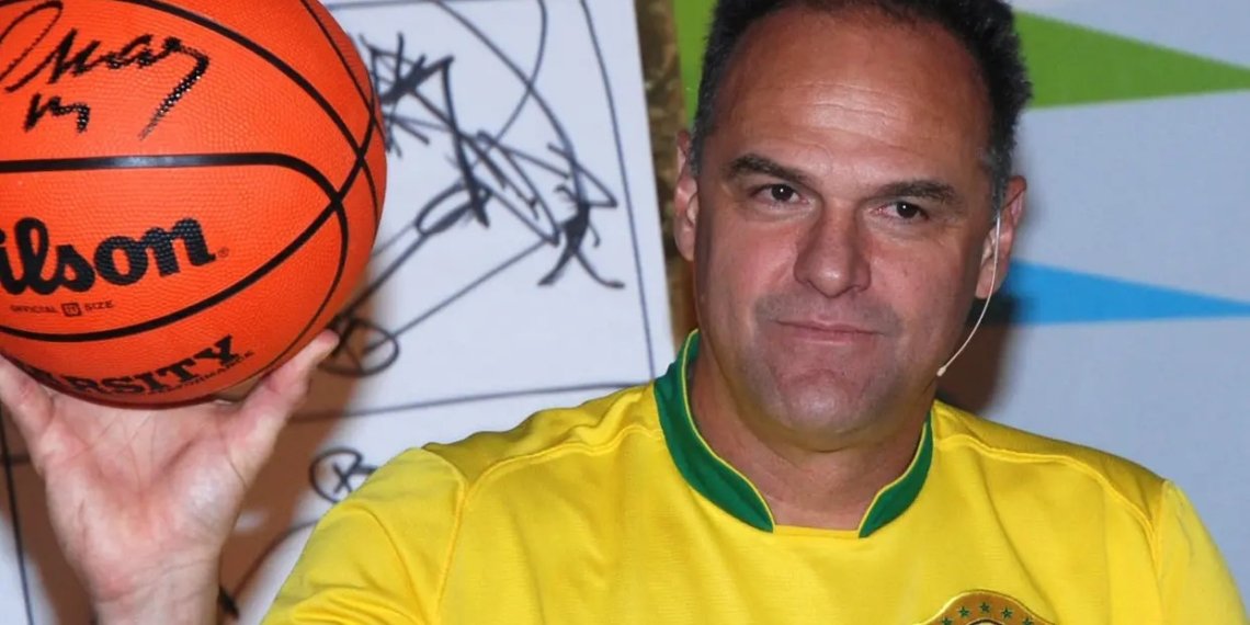 Legenda: Um dos episódios que ajudaram a consolidar a fama aconteceu nos Jogos Olímpicos de Seul 1988, quando ele marcou 55 pontos contra a Espanha Foto: Agência Diário do Nordeste