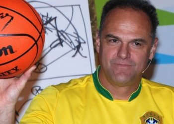Legenda: Um dos episódios que ajudaram a consolidar a fama aconteceu nos Jogos Olímpicos de Seul 1988, quando ele marcou 55 pontos contra a Espanha Foto: Agência Diário do Nordeste