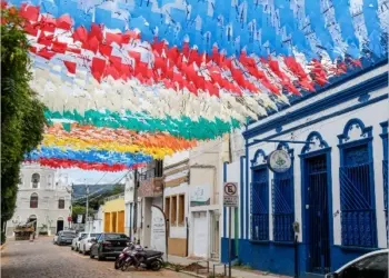 Centro Histórico de Barbalha ganha cores e clima junino para a Festa do Pau da Bandeira de Santo Antônio