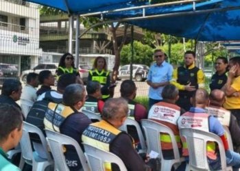 Detran-CE realiza ações educativas do Maio Amarelo em Lavras da Mangabeira e Juazeiro do Norte