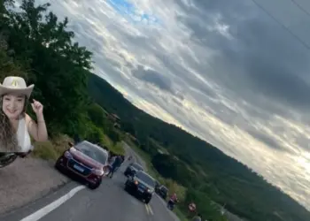 Corpo de mulher desaparecida é encontrado dentro de seu carro
