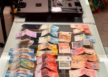 Operação contra fraude em licitações cumpre 13 mandados no Cariri e apreende R$ 106 mil, armas e documentos