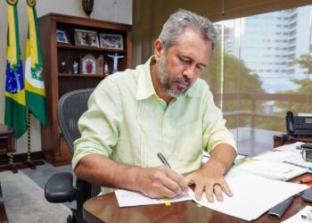 Base de Elmano intensifica negociações para fechar chapa da reeleição; vice e Senado concentram impasses