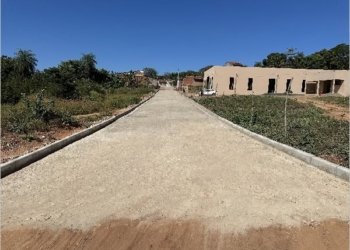 Programa Novos Caminhos do Crato impulsiona obras de calçamento nas zonas urbana e rural do município