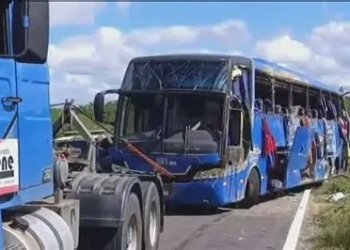 Motorista é indiciado por acidente que matou sete membros do time de basquete de Juazeiro Do Norte