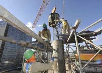Brasil cria 165,8 mil postos de trabalho em agosto, aponta Caged